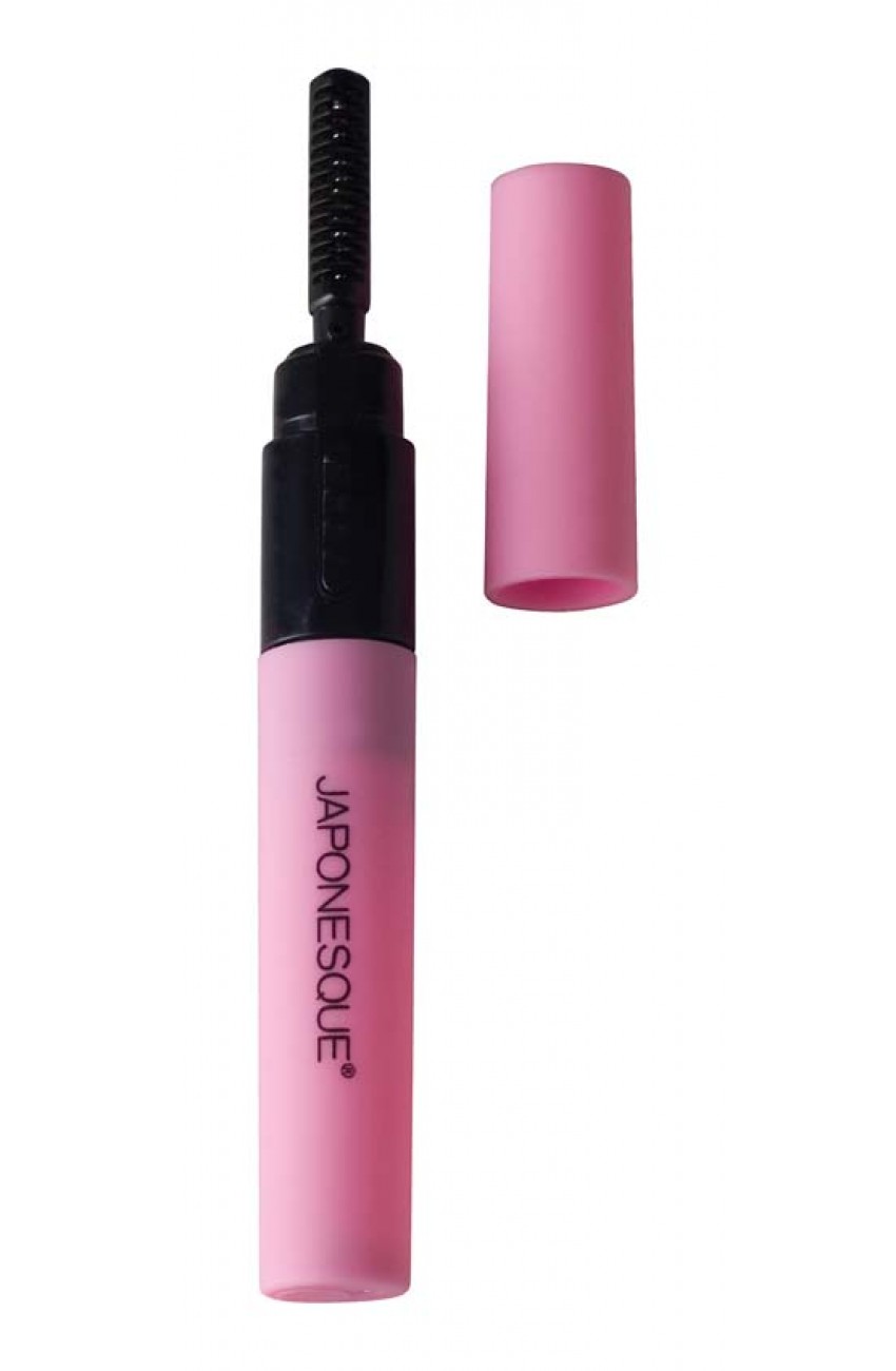 MT137 Pink Heated Eyelash Curler_open-850×1300
