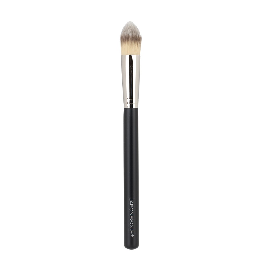 japonesque_professionallengthpointfoundationbrush_900x900
